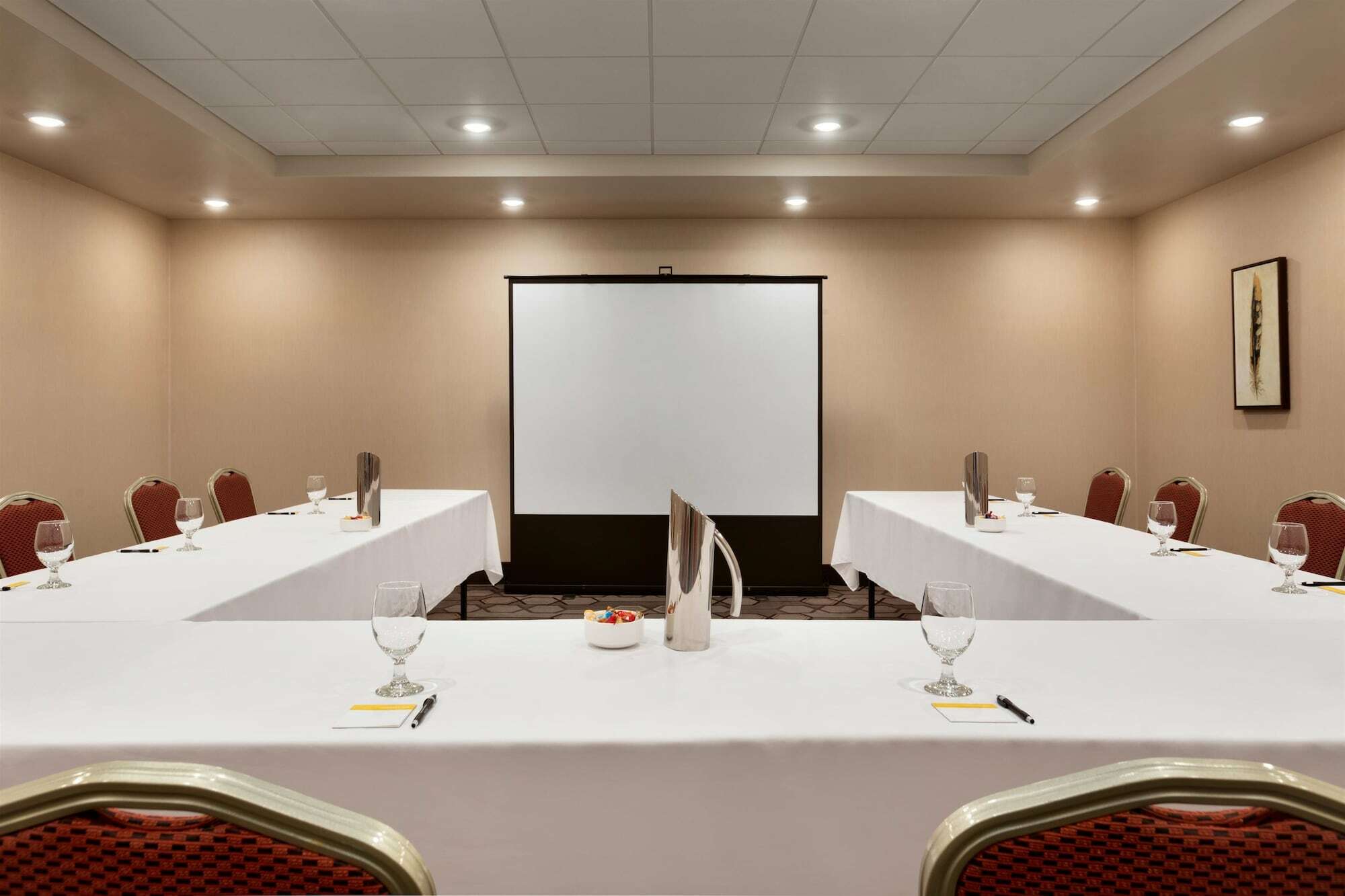 The Landing Hotel & Conference Centre St. Paul Экстерьер фото