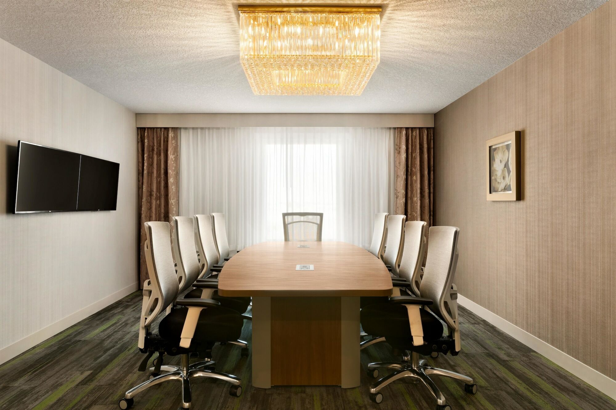 The Landing Hotel & Conference Centre St. Paul Экстерьер фото